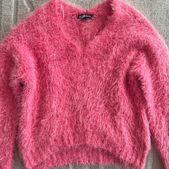 Freshman 1996 Cropped Pink Fuzzy Sweater in size S - Picture 2 of 4